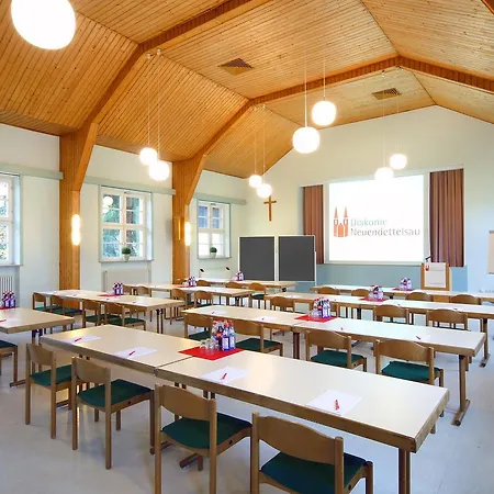 Hotel Dialog-hotel Neuendettelsau